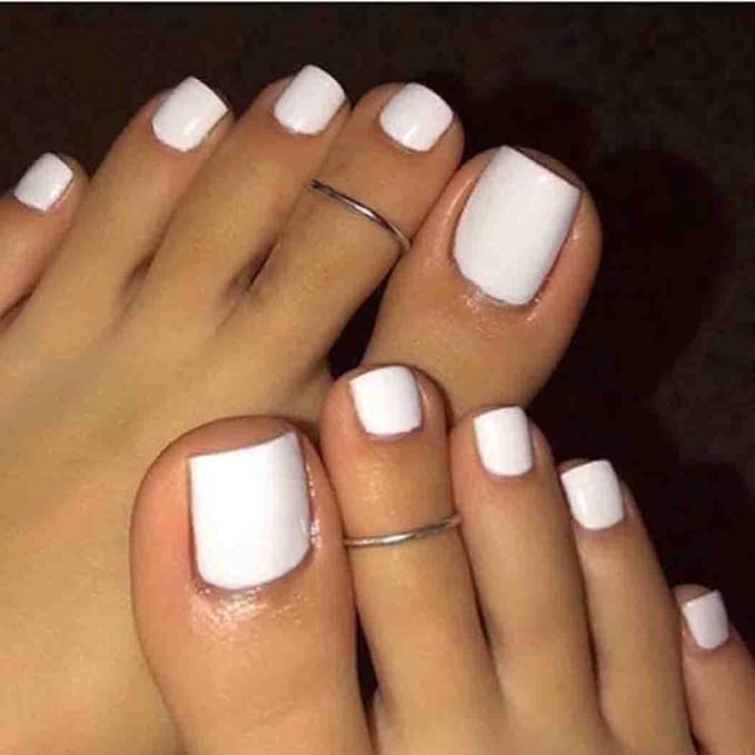 Solid Square Fake Toenails Matte Press on Toe Nails Short Acrylic False Toes Nails Cute Artificial Beach Full Cover Toenail White for Women 24 Pcs (White)