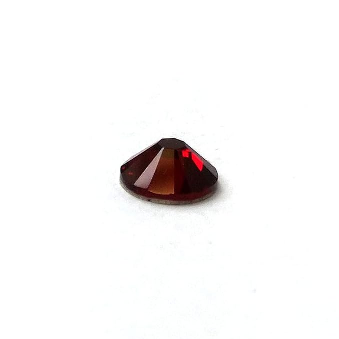 SIAM (208) dark red Austrian Crystal Austria 2058 Xilion Rose 5ss 1.8mm crystal flatback No-Hotfix rhinestones ss5 nail art 144 pcs (1 gross) from Mychobos (Crystal-Wholesale) diy