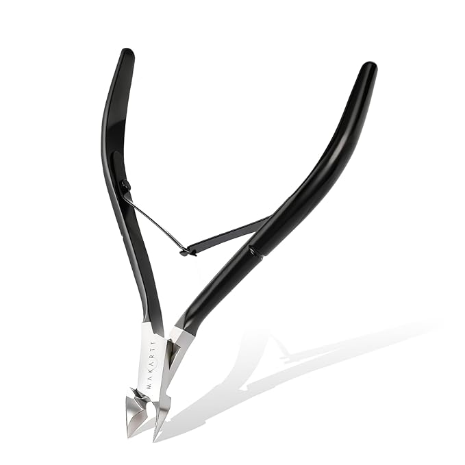 Makartt Cuticle Nipper - 7mm Full Jaw Stainless Steel Cuticle Trimmer, Double Spring Precision Cuticle Cutter, Ergonomic Portable Manicure Tool for Home & Salon Nail Prep and Care (1PC Black)