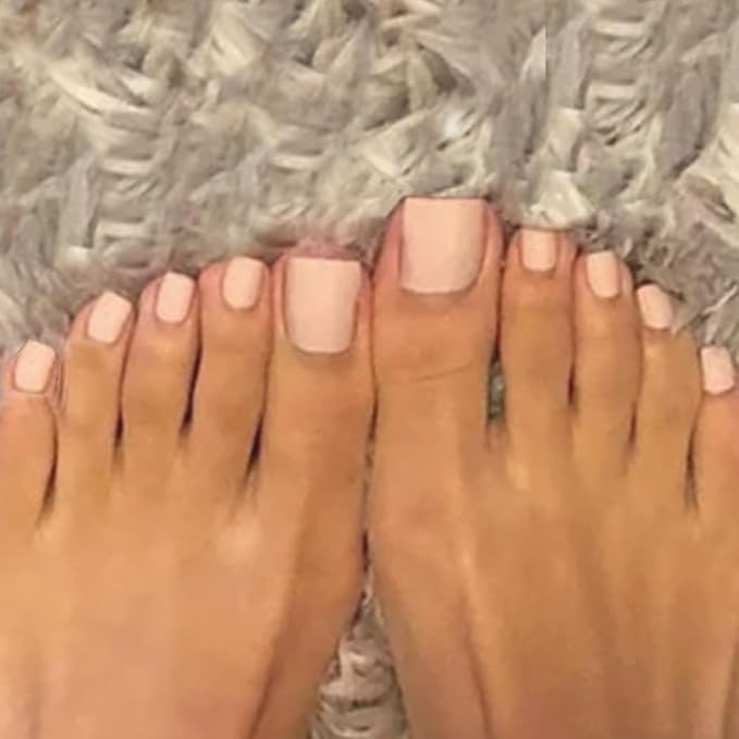 Solid Square Fake Toenails Matte Press on Toe Nails Short Acrylic False Toes Nails Artificial Beach Full Cover Toenail for Women 24 Pcs (Nude)