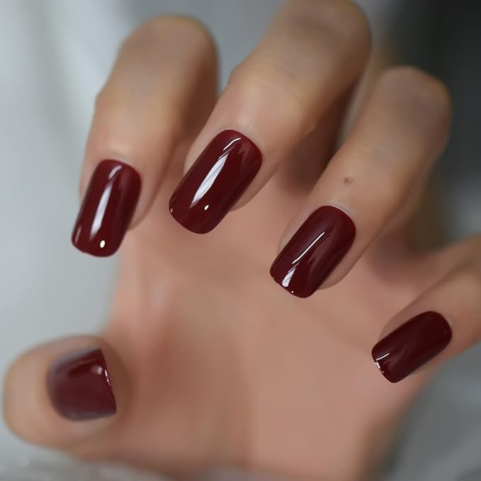 Cherries Fake Nails Pure Color Full Cover Medium Length False Nails Press On Tips Arc Head Artificial Nail Kit Manicure DIY Home