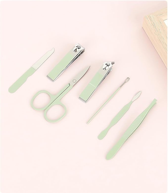 Manicure Set Nail Clipper Set, 7 Pcs Matcha Green Professional Manicure Pedicure Set, Nail Care Kit Beauty Tool, Purse Essentials Travel Nail Kit with Leather Case, Gift for Men and Women