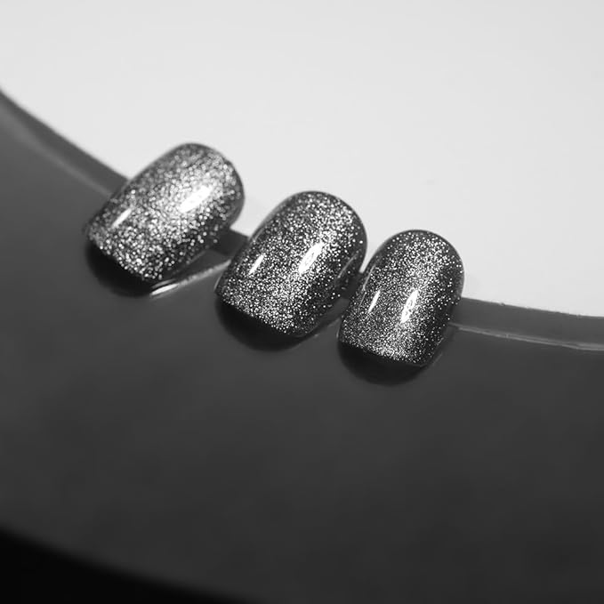 Glittering Silver Press on Nails Short Square, Silver Fake Nails Kit, Fashion Glossy Acrylic Short Press on Nails, Natural Stick on Nails, Thick Reusable Glue on Nail for Women, 24Pcs