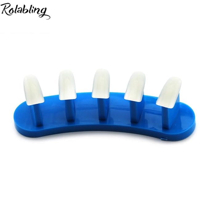 100pcs False Nail Art Tips Practice Nails Tips False Nail Tips for Practice Nail Tips Stand Nail Training Tools(nail tips)
