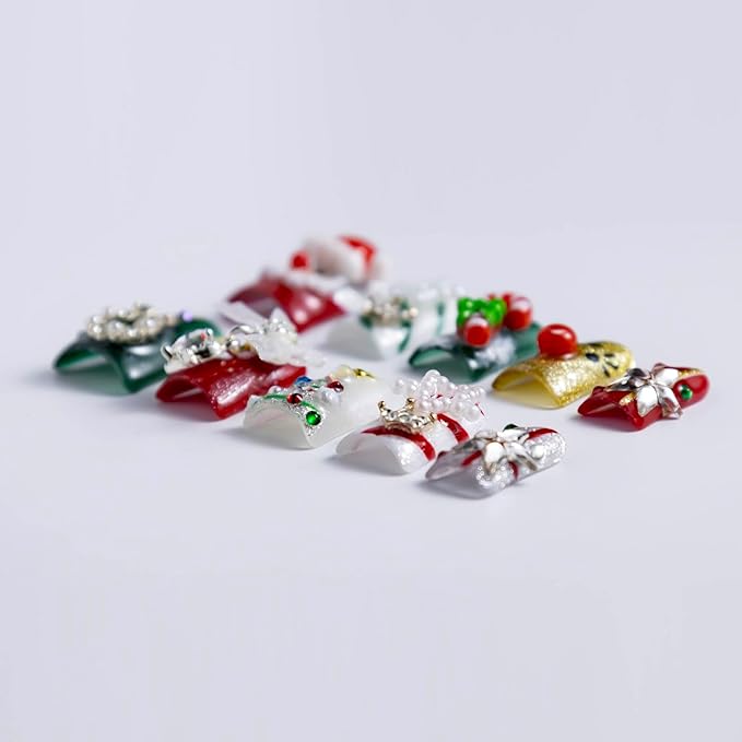 10 Pieces Red And Green Christmas Luxury Acrylic Press On Nails Short Handmade Duck Nails, Thickened False French Nails, Santa Claus And Christmas Tree Decorations, Reusable Fake Nails (L)