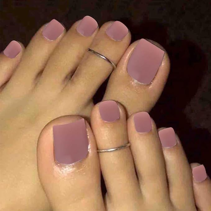 Solid Square Fake Toenails Matte Press on Toe Nails Short Acrylic False Toes Nails Artificial Beach Full Cover Toenail for Women 24 Pcs (Dark Nude)