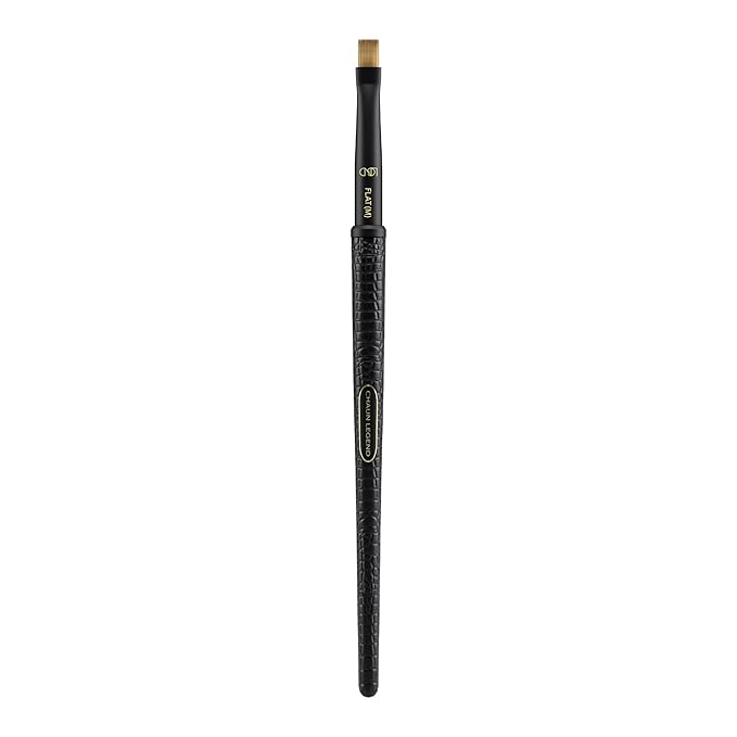 Chaun Legend Nail Art Brush - M Flat (Compact Square tip for base builder or gel)