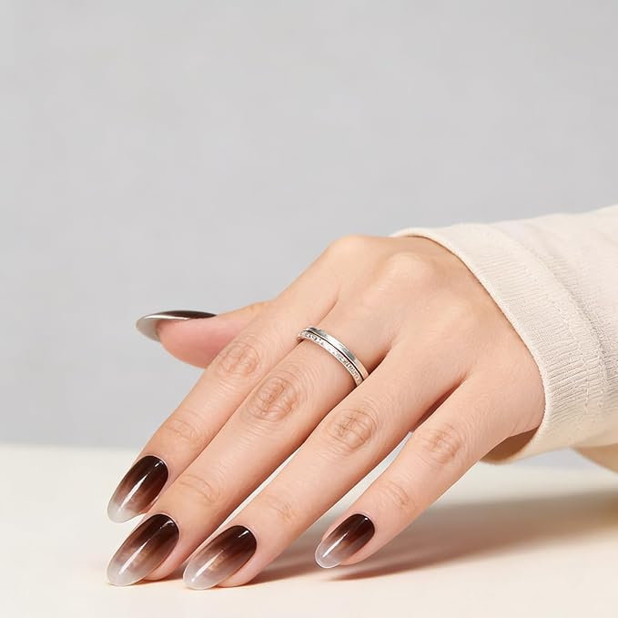 Black White Ombre Press on Nails, Medium Reusable & Natural Acrylic False Nails, Stick on Nails for Women Gift, Glue on Nails Kit 30 Pcs