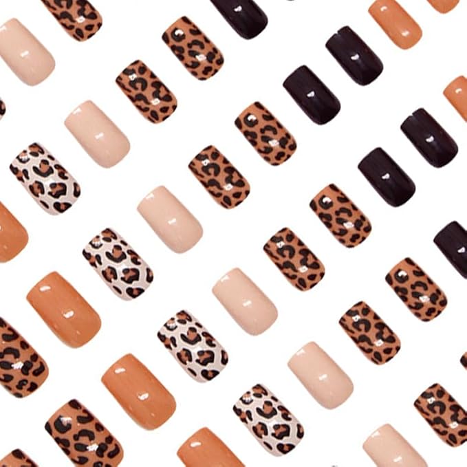 24Pcs Leopard Print Press On Nails Short Square False Nails with Brown Nude Design Cheetah Print Fake Nails Brown Glossy Reusable Stick on Nails Autumn Glue on Nail for Coquette Women Fall Nail Art