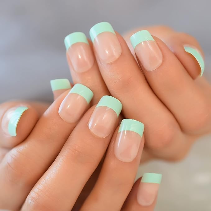 Classical French Nail Art Tips Medium Green False Stick On Nails Natural French Miancure Short Lady's Nails Tips Acrylic Gel Fake Nail Set 24pcs