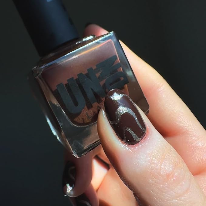 UNDN Vegan Nail Polish - Middle Earth - Brown Nail Polish for Women and Men - Long Lasting, Durable Finish - Cruelty Free - 0.5 oz
