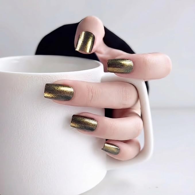 Short Square Press On Nails Gothic - Black And Gold Metallic Glitter Edgy Metallic Shimmer For Women, Perfect For Cosplay, Themed Events, Or Bold Evening Looks, 24 Nails in 12 Sizes