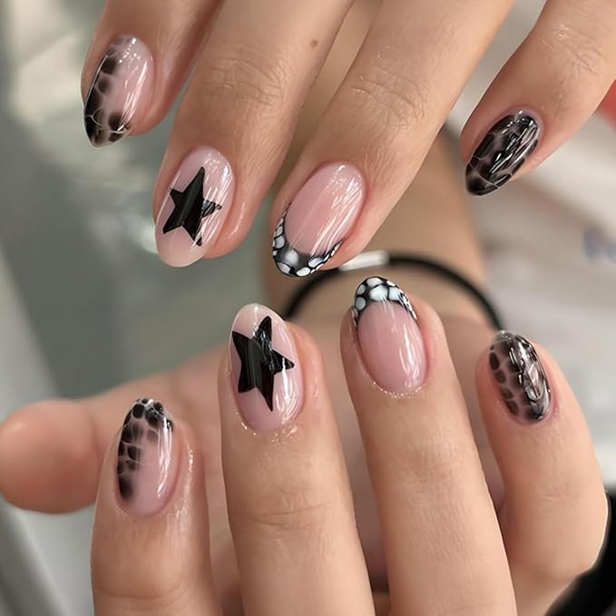 Oval Press on Nails Short Fake Nails Black Star Nails Press ons with Crocodile Print Design French Tip False Nails Glossy Acrylic Full Cover Reusable Stick on Nail for Women Manicure 24Pcs