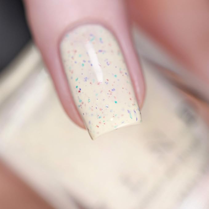 ILNP Cake Pop - Creamy Vintage Ivory Speckled Nail Polish