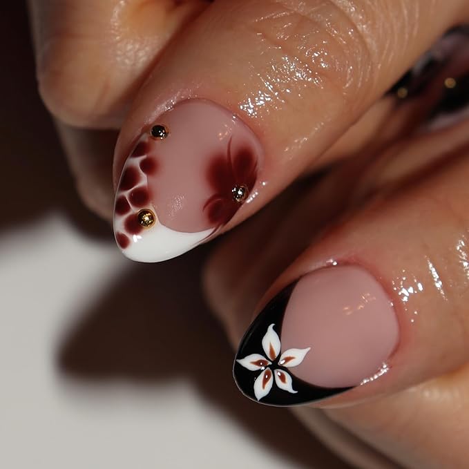 Press on Nails Almond - Short Fake Nails with Flower Design - Ombre French Tip False Nails Press ons - for Women 24 Pcs