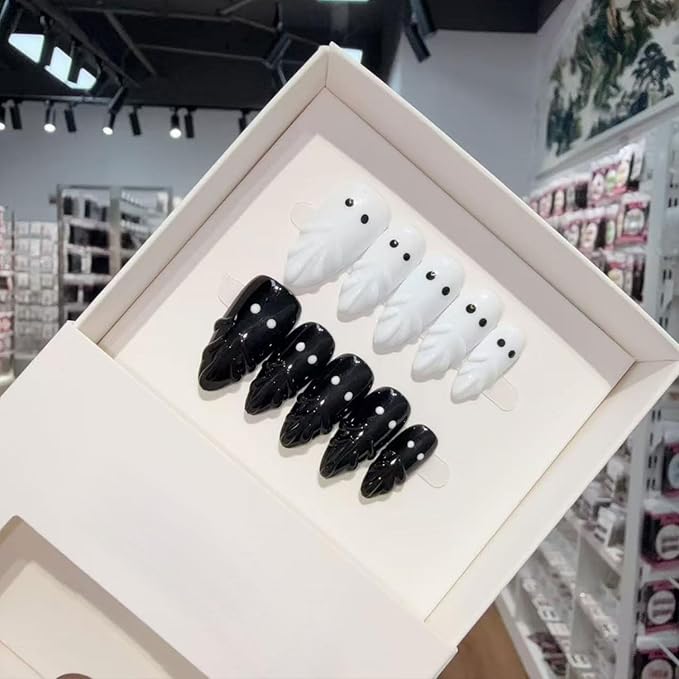 10 Pcs Handmade Almond Press on Nails Medium Black White False Nails Full Cover Acrylic Shell Shaped Tip Fake Nails with Glue Reusable Artificial Cute Ghost Stick on Nail for Women（Size S）