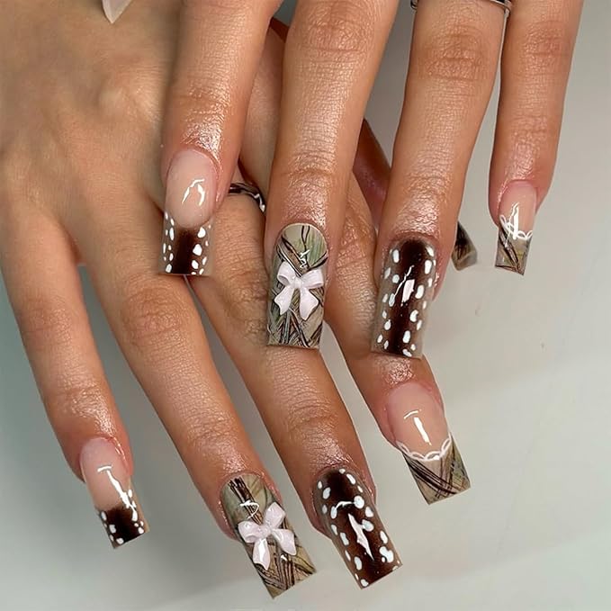 Brown Medium Square Press on Nails Fawn Print Fake Nails Straw Stripe French Tip Design Full Cover Glossy Glue on Nails for Women 24PCS