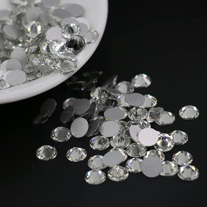 Dowarm 720 Pieces SS20 Flatback Crystals, 4.8MM Clear Flatback Rhinestones for Craft Nails Dance Costumes, Non Hotfix