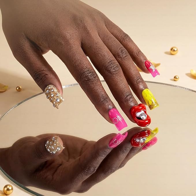 10 Pieces Luxury Acrylic Press On Nails Short Handmade Duck Nails, Pink Thickened False Nails, Rhinestone And 3D Red Lips, Reusable Fake Nails, Acrylic Nails (S)