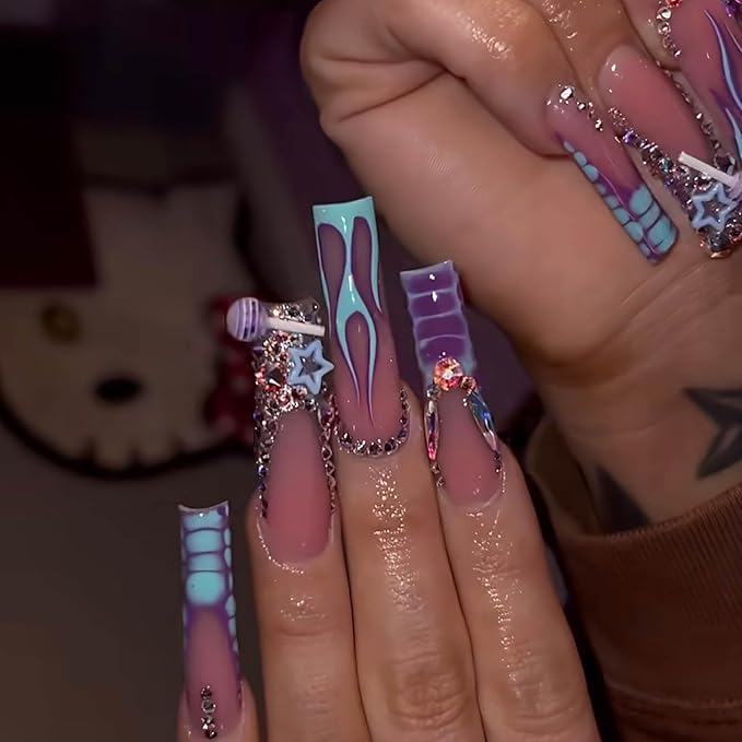 Square Press on Nails Long Fake Nails French Tip Glue on Nails Press ons with Rhinestones Designs Acrylic Nail Y2K False Nails with Charm Artificial Nail for Women 24Pcs