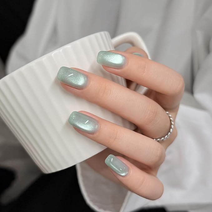 GAOY Blue Glassy Cat Eye Gel Nail Polish, 16ml Glitter Holographic Nail Polish with Magnet, Reflective Translucent UV Gel, 3307 Moon Pool