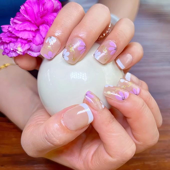 24 Pcs Press on Nails White French Fake Nails Short Square False Nails with Flowers Designs Press Ons Glue on Nails Nude with Gold Glitter Glossy Nail Tips Full Cover Acrylic Stick on Nail for Women