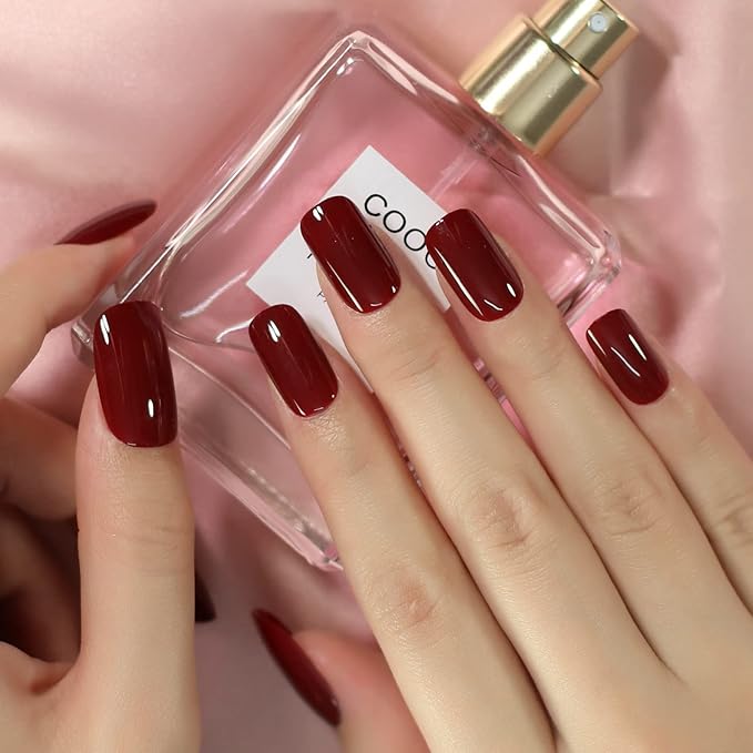 Cherries Fake Nails Pure Color Full Cover Medium Length False Nails Press On Tips Arc Head Artificial Nail Kit Manicure DIY Home