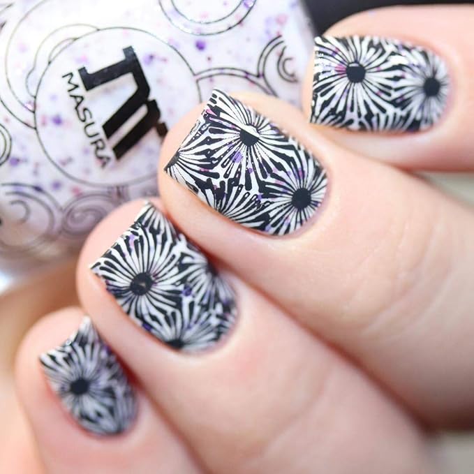 Whats Up Nails - B018 Fields of Flowers Stamping Plate for Nail Art Design