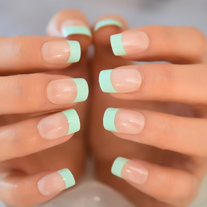 Classical French Nail Art Tips Medium Green False Stick On Nails Natural French Miancure Short Lady's Nails Tips Acrylic Gel Fake Nail Set 24pcs