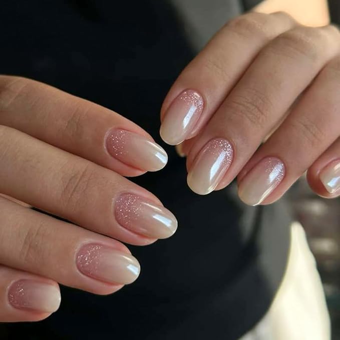 Short Press on Nails - Oval Fake Nails Ligth Pink Ombre Nails Press ons with Ombre Chrome Design, Glossy Acrylic Nails Full Cover Artificial Glue on Nails for Women Manicure 24Pcs