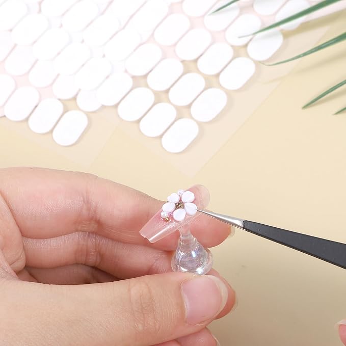 600 Pcs False Tip Double Sided Adhesive Tapes with Tweezers, Waterproof Breathable Double Sided Nail Glue Stickers for Nail Art Holder Pre-Cut Display Strips