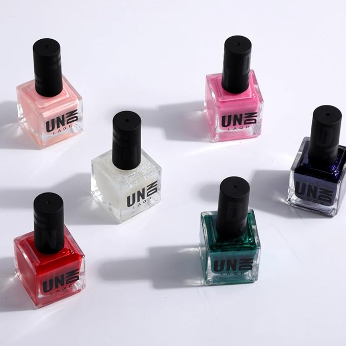 UNDN Vegan Nail Polish - Roulette - Jelly Bright Red Nail Polish for Women and Men - Long Lasting, Durable Finish - Cruelty Free - 0.5 oz
