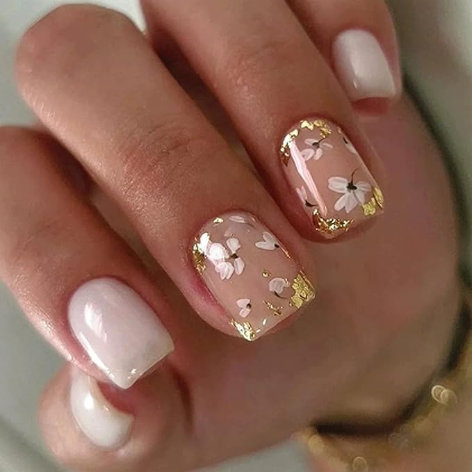 Fall Short Press on Nails Square, White and gold Fake Nails, Delicate Gold Foil Flower Designs, with a Few Nude Nails Featuring, Glossy Finish Acrylic Nails, Reusable Glue on Nails Kit