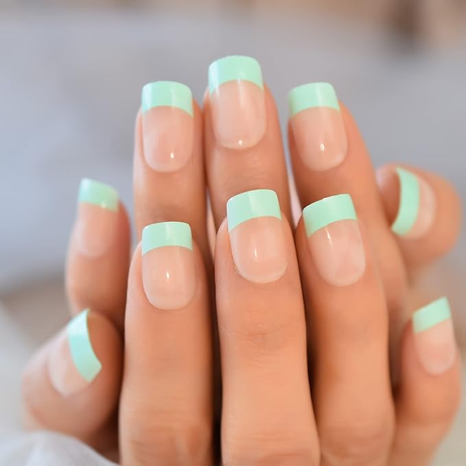 Classical French Nail Art Tips Medium Green False Stick On Nails Natural French Miancure Short Lady's Nails Tips Acrylic Gel Fake Nail Set 24pcs