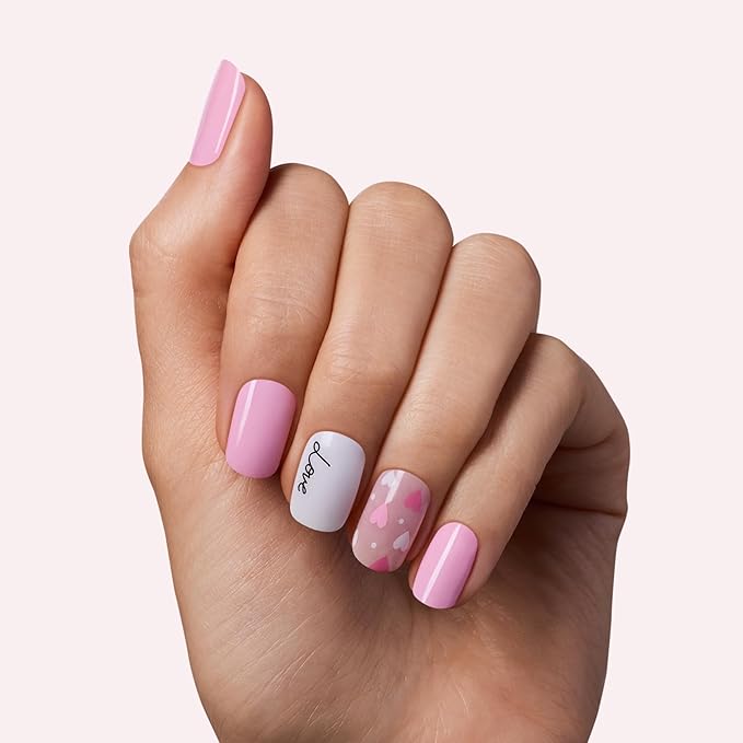 Dashing Diva Gloss Nail Strips - Heart to Heart - UV Free, Chip Resistant, Long Lasting Gel Stickers - Contains 32 Wraps, 1 Prep Pad, 1 File