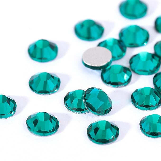 Novani Rhinestones 1440pcs SS20 Glass Rhinestones Crystal Flatback Gemstones for Crafts Nails Makeup Bags and Shoes Decoration（SS20, Green Zircon）