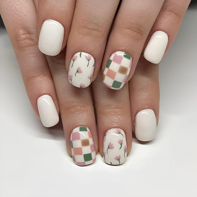 24Pcs Flower Press on Nails Short Square Fake Nails White False Nails Glossy Full Cover Nails Press Ons Summer Spring Glue on Nail DIY Acrylic Stick on Nail for Women Decorations Set
