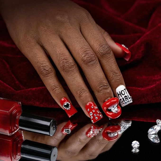 10 Pieces Luxury Acrylic Press On Nails Short Handmade Duck Nails, Thickened False Nails, Red And Black Flames And Glittering Red Lips, Reusable Fake Nails, Acrylic Nails (M)