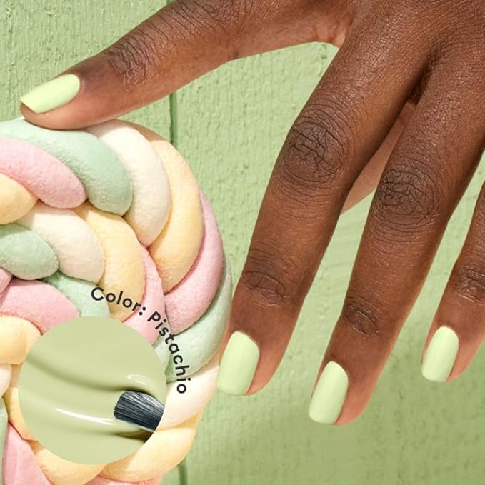 Manucurist Green Flash LED Pastel Green Pistachio Gel Nail Polish - Vegan, 12-Free, Plant-Based Gel Polish - Strengthens and Protects the Nail - Gel Color Nail Polish - Made in France - 0.5 fl oz