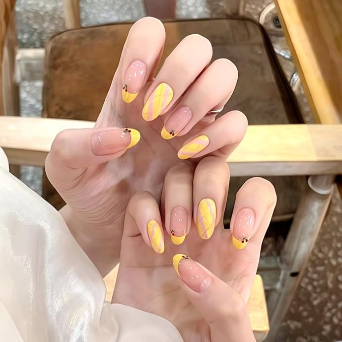 Short Oval Press On Nails, Spring Summer Nails for Women, Yellow French Tips Press On Nals, Designer Reusable Acrylic Fake Nails with Glue On Nails,Stick On Nails for Women 30 Pcs