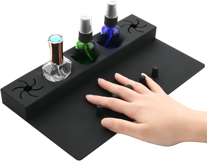 Beautyflier Soft Silicone Nail Polish Bottle Holder, Nail Polish Organizer Nail Station for Salon Home DIY Manicure Tools Nail Art (Black)