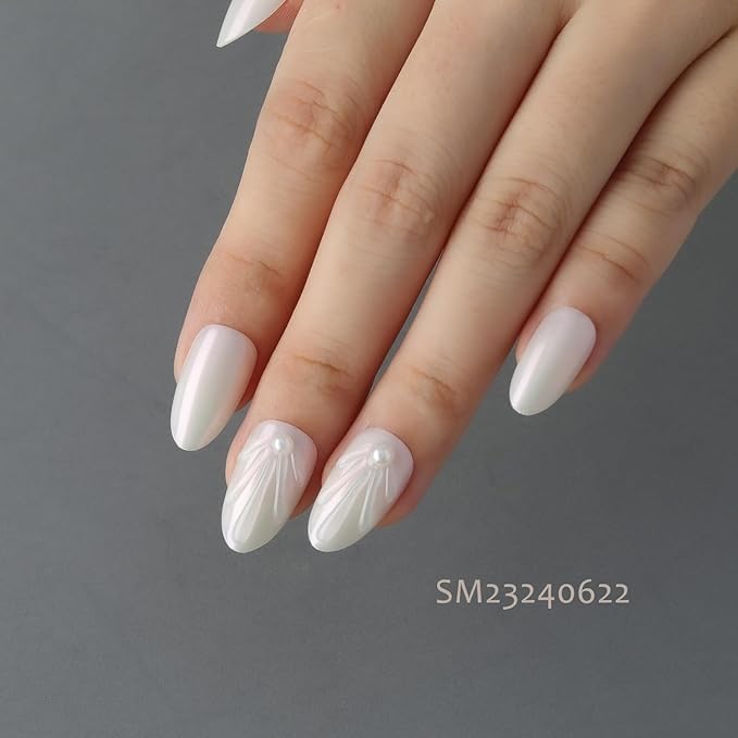 3D White Aurora Shell Press On Nails Almond Short, 3D Pattern Designer Reusable Acrylic Nails Press Ons, Fake Nails With Glue On, Daily Wear Floral False Nails For Women