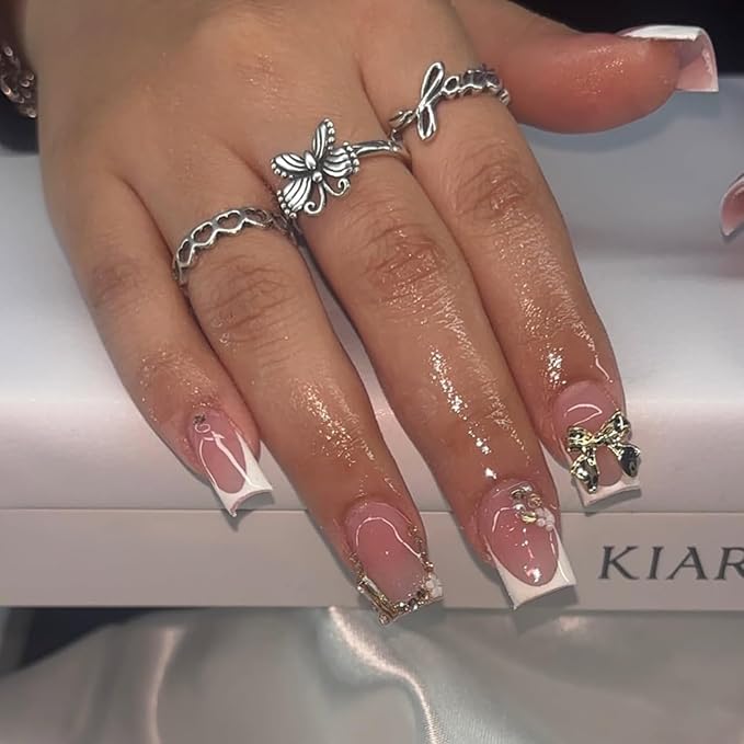 Short Press on Nails Square - White Fake Nails with Bow Design - Rhinestone, Shiny Full Cover Stick on False Nails for Women 24 Pcs
