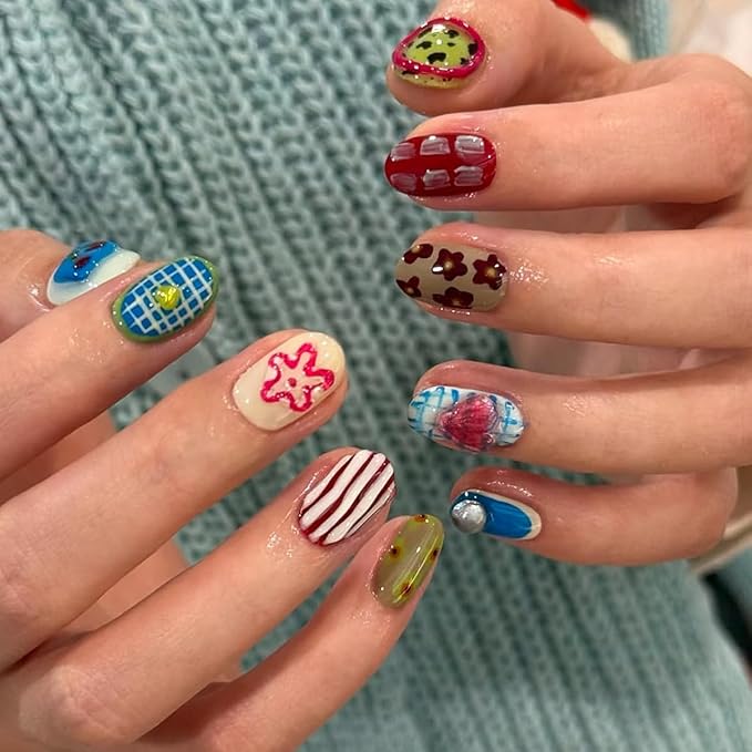 Colorful Press on Nails Short Oval Fake Nails Cute Nails Press ons with Design,Reusable Artificial Nails Full Cover Stick on Nails for Women Manicure 24Pcs