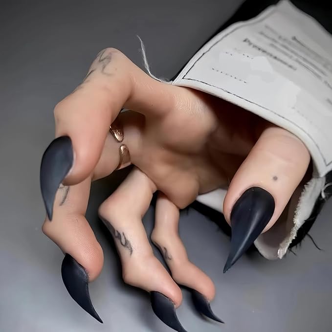 Halloween Press on Nails Black Short Curved Stiletto Handmade Design Stick on Nails Horror Vampire Fake Nails Dragon Cat Claw Press on Nails Matte Acrylic Glue on Nail Thick