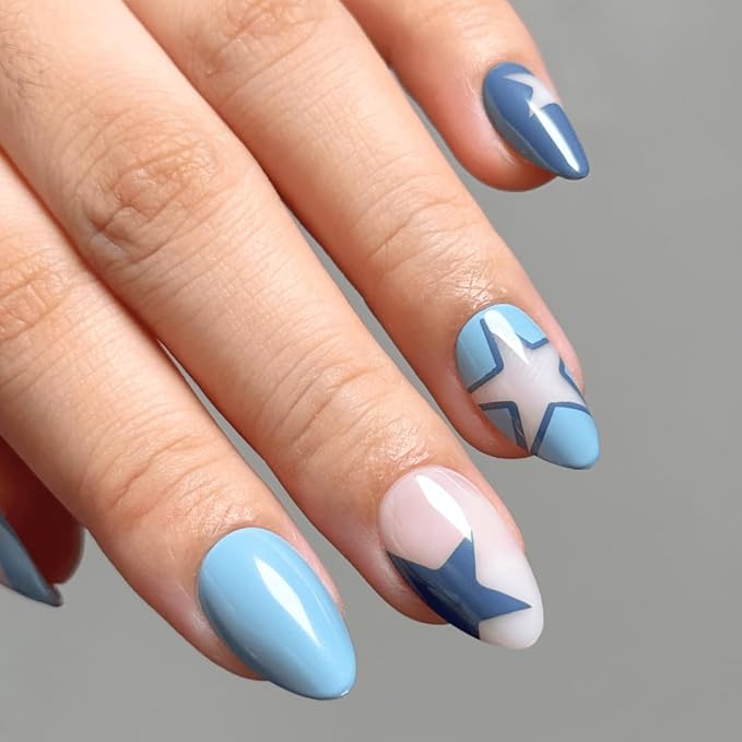 Maniology Press-On Nails Supernova | Short Almond Shape Nail Tips – Light Blue Colored Star-Themed Design, Reusable, Durable & Easy Application, 30-Piece 15 Sizes False Nails Kit