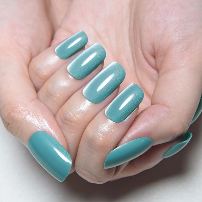 Light Cyan Cat Eye Press on Nails Medium Square, Medium Square Press Stick on Nails Chrome for Women Gift, Green Holographic Glitter Glossy Reusable Gel Acrylic Fake Nail with Designs Cateye Effect