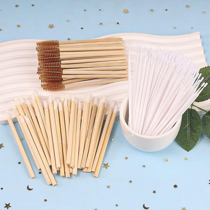 300 Pack Disposable Spoolies Brushes Sets Mascara Wand Lip Brushes Cotton Swab for Eyebrow Eyelash Extension Tattoo Lipstick Applicator
