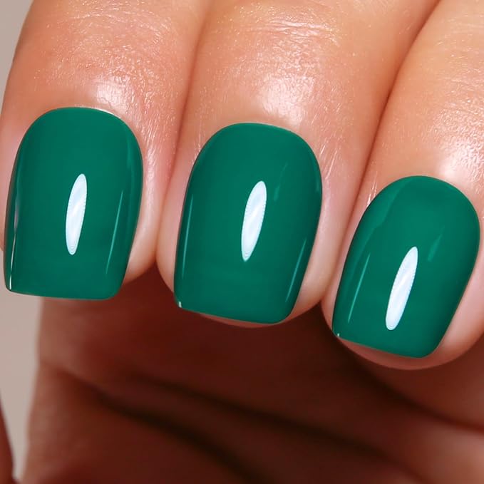 Gel Polish, 0.5 Fl Oz Christmas Green Gel Nail Polish Autumn Winter Soak Off LED UV Gel Nail Polish Art Starter Manicure Salon DIY Nail Gel Polish