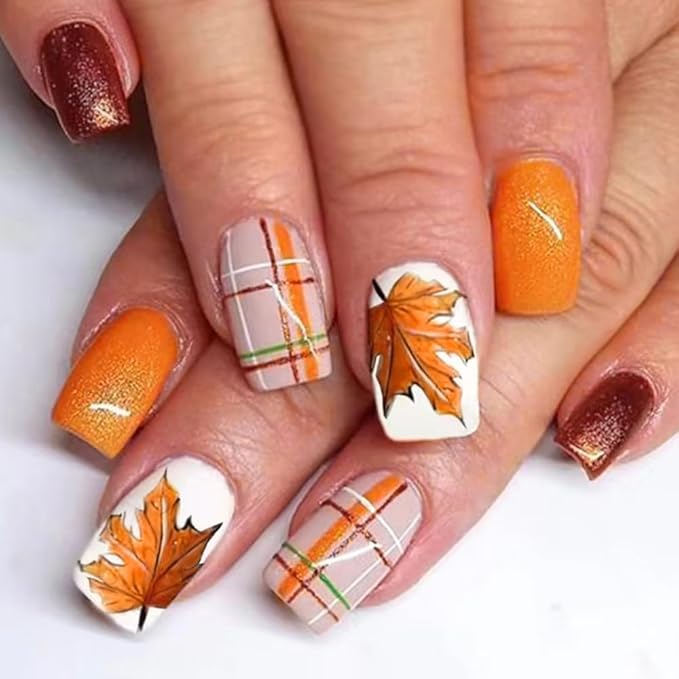 Fall Press On Nails Short Square, Autumn Acrylic Press On Nails, Lattice Maple Leaf Designer Reusable Fake Nails, Glue On Nail Press Ons for Hallows' Day Women, Nails Press Ons